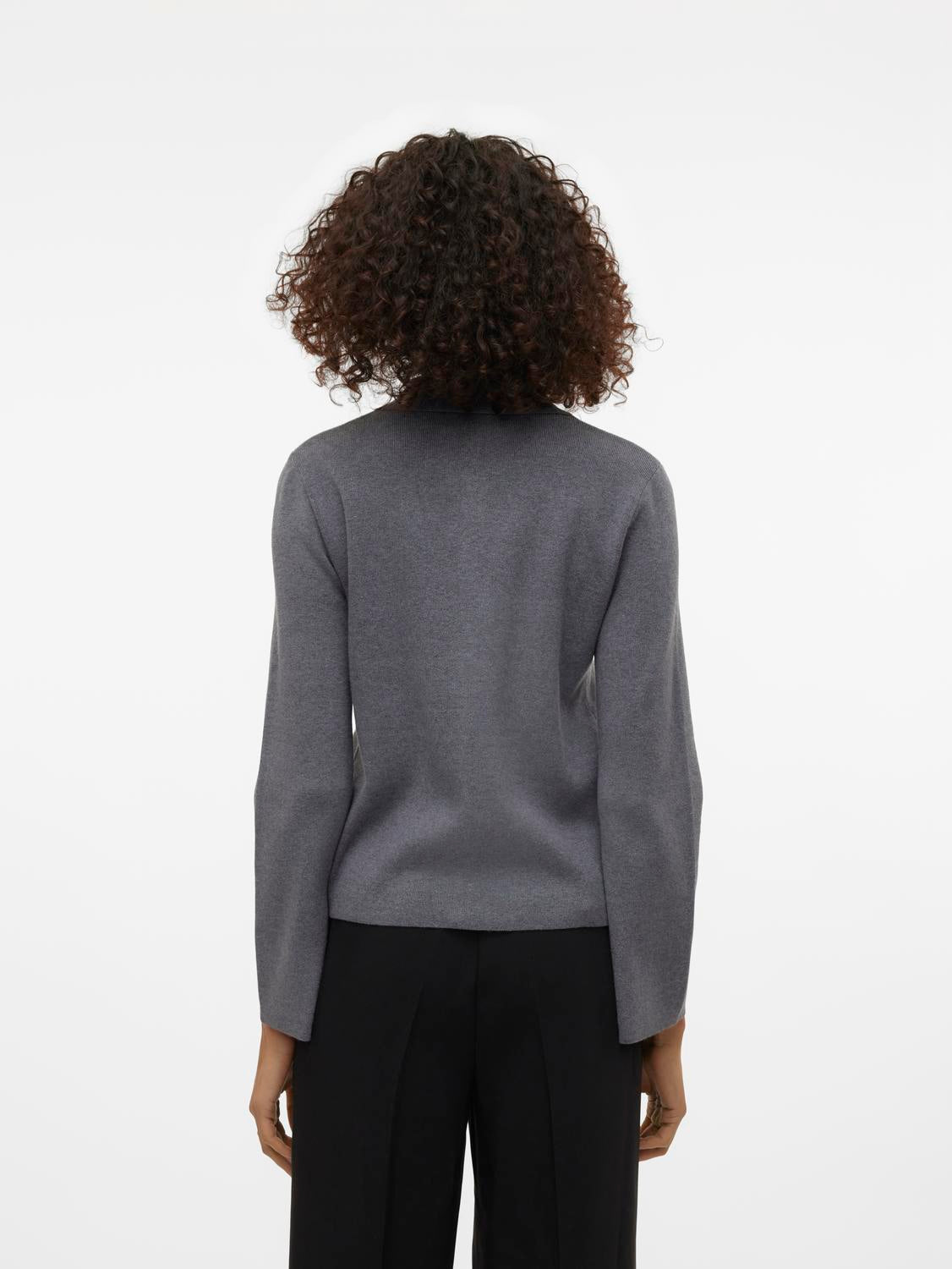 model_shot-back